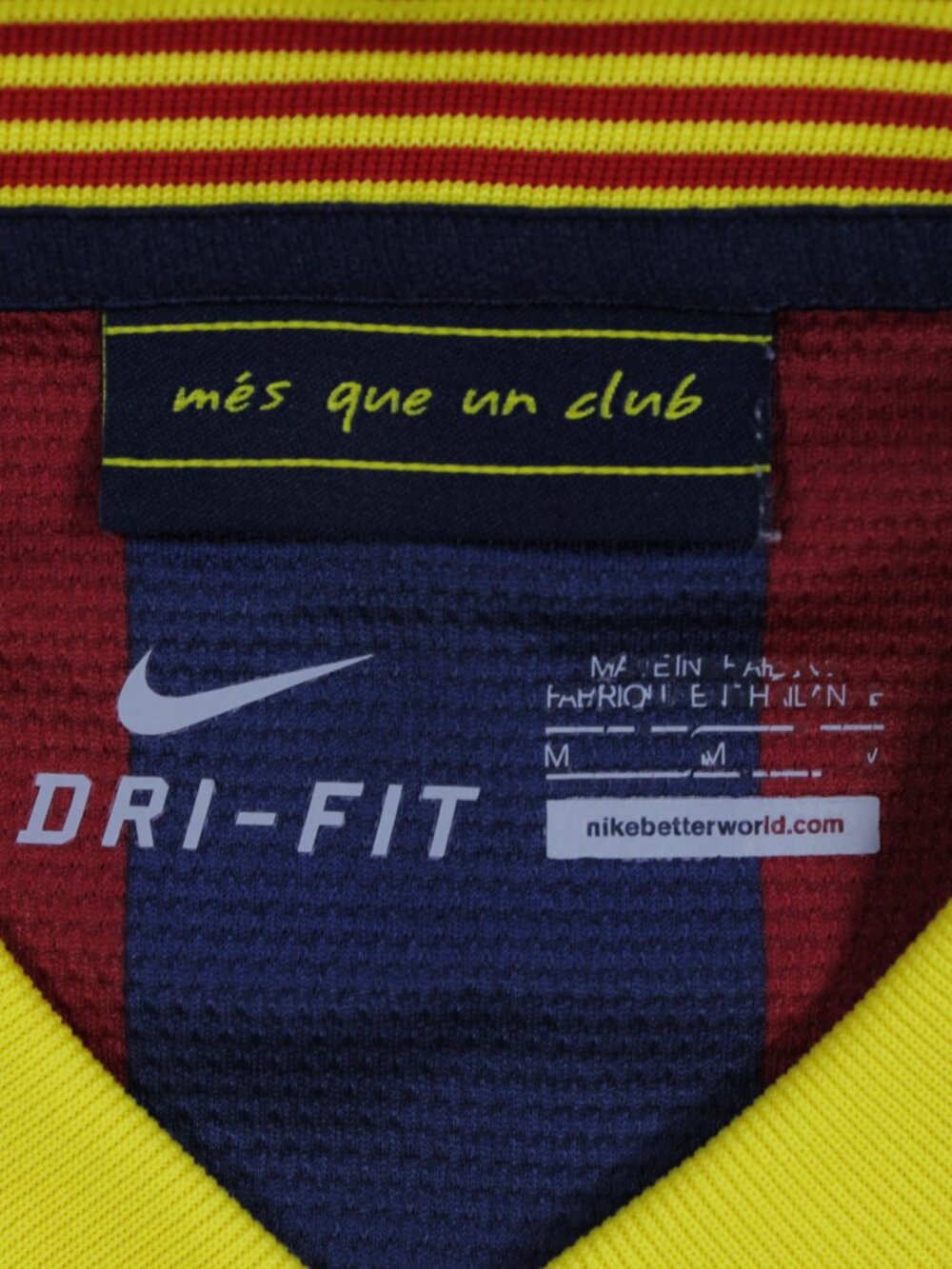 Nike FC Barcelona 2013/14 Jersey - Home - Nike Dri-Fit - Size M - Picture 2 of 12